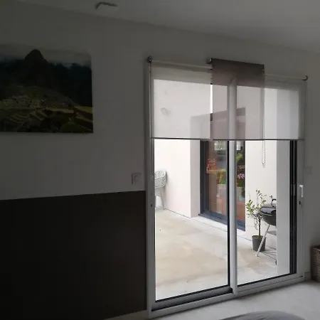 Chambre Chez L'Habitant בית אירוח Laigne-en-Belin